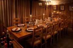 1_Ecurie-dining-room